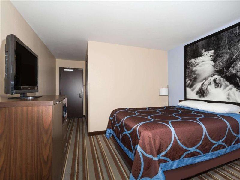 Super 8 By Wyndham Longmont/Twin Peaks Hotel Buitenkant foto