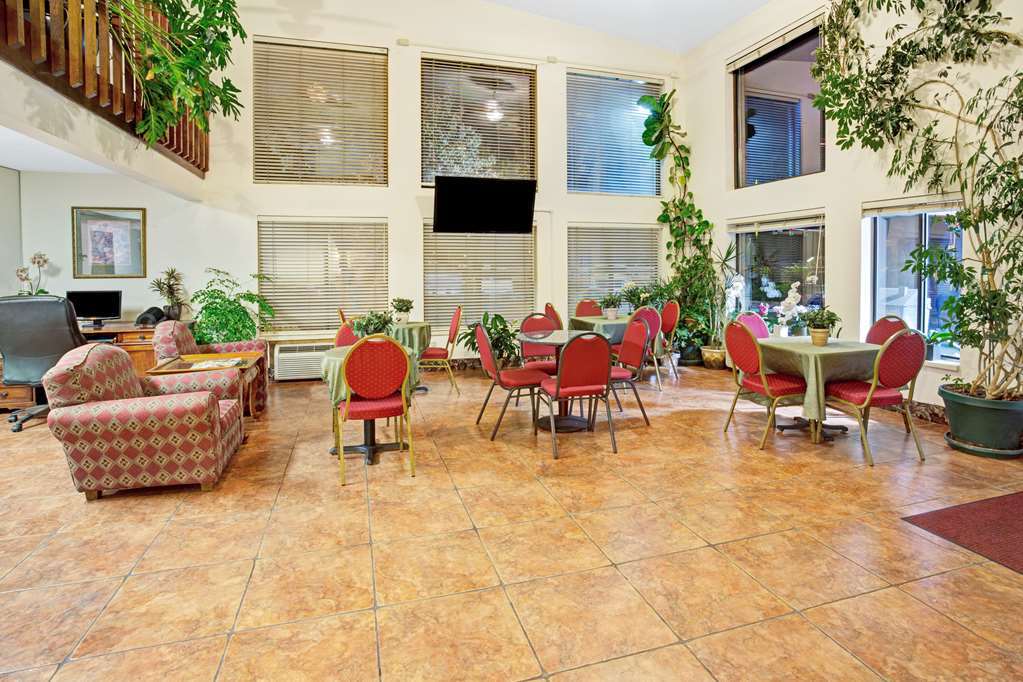 Super 8 By Wyndham Longmont/Twin Peaks Hotel Interieur foto